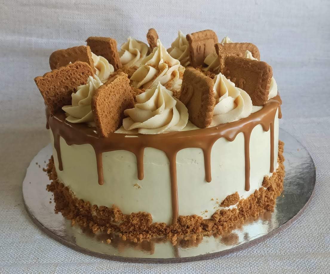Biscoff Cake extras